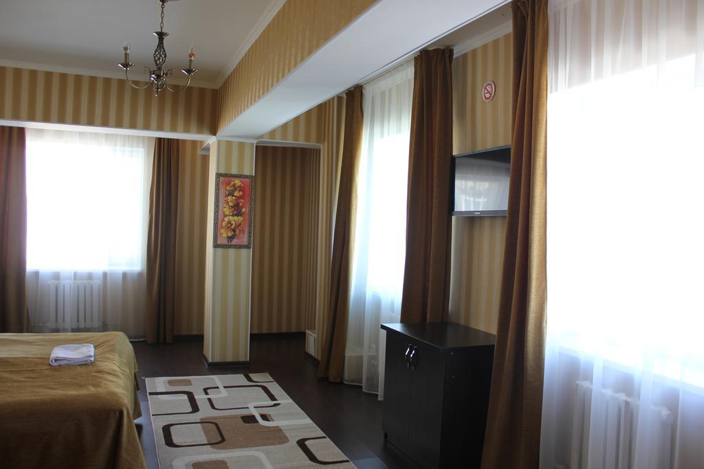 Home Hotel Astana Quarto foto